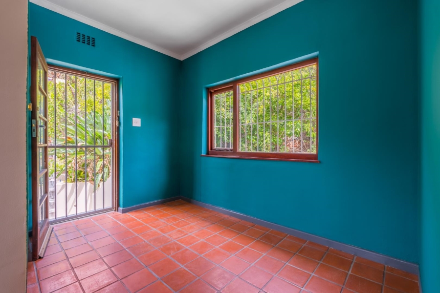 4 Bedroom Property for Sale in Tamboerskloof Western Cape